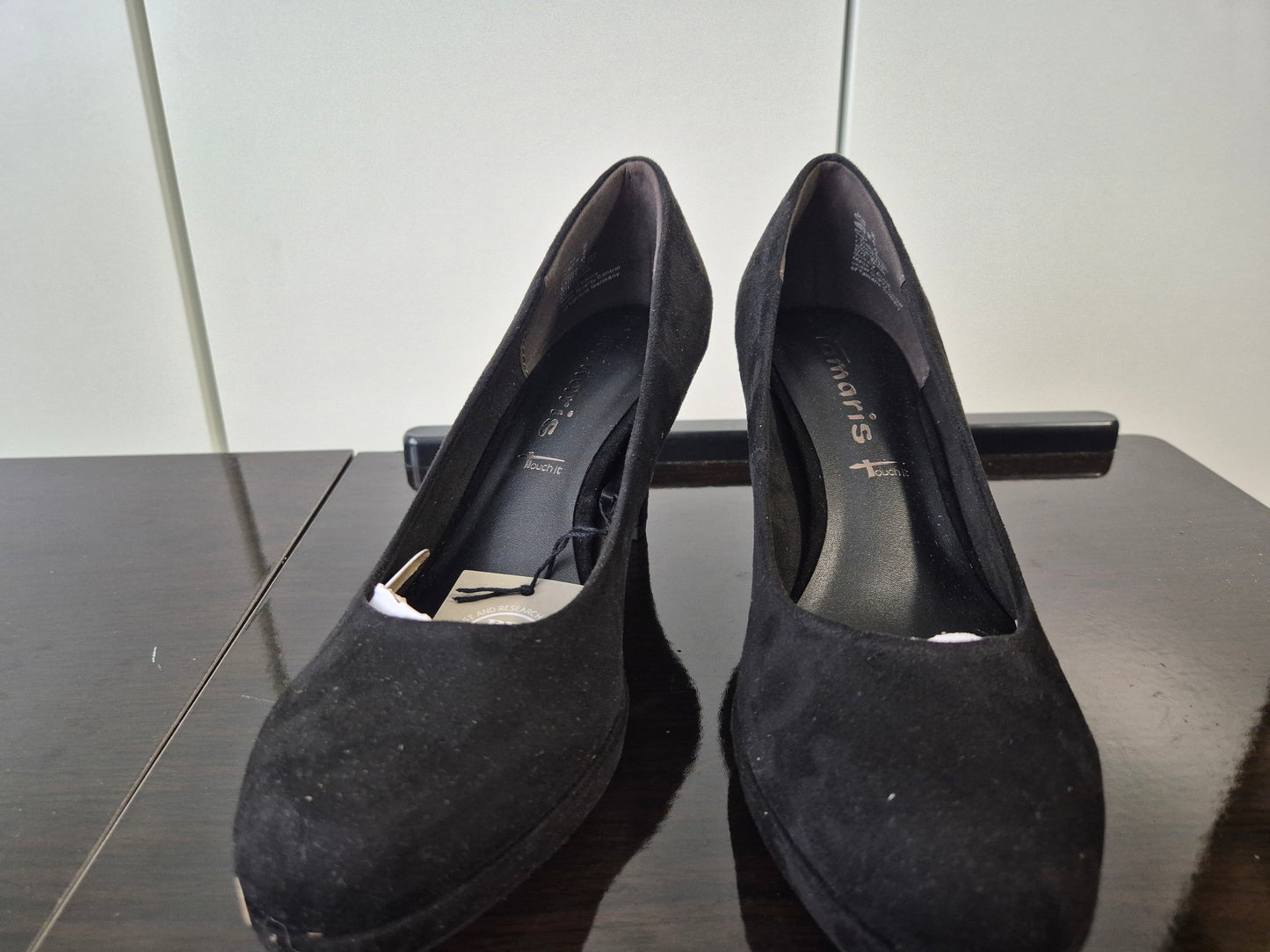 Tamaris Pumps mit bezogenem Trichterabsatz schwarz Gr. 38