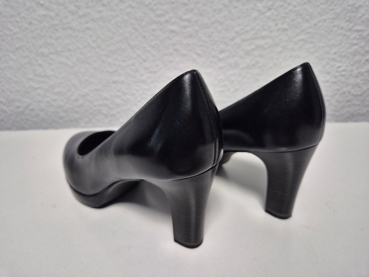 TAMARIS Pumps mit Trichterabsatz, schwarz, Gr. 38