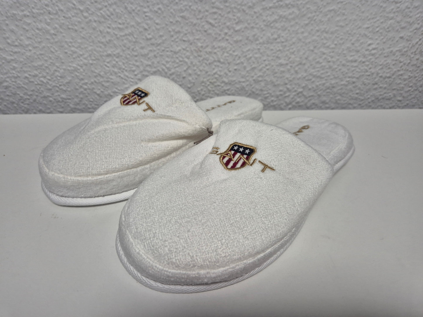 GANT Unisex Schlappen ARCHIVE SHIELD SLIPPERS, weiß, Größe L-XL (ca. 44-45)