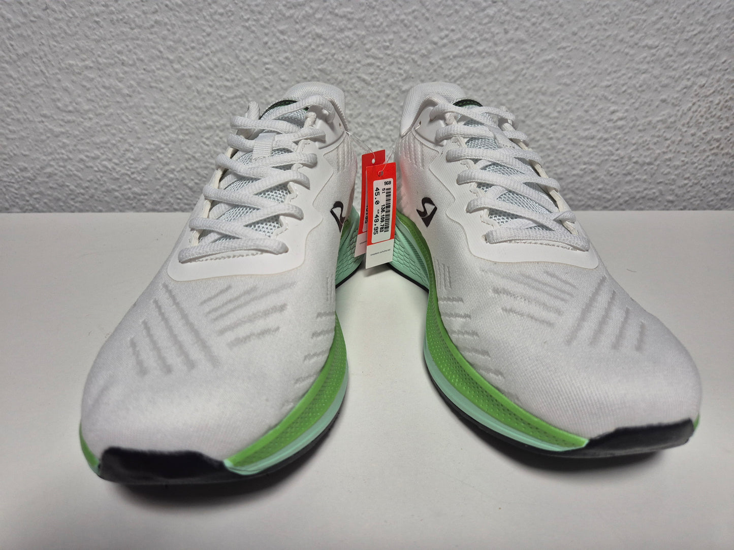 SNEAKERS Sneaker, Laufschuhe, weiß-grün, Gr. 45