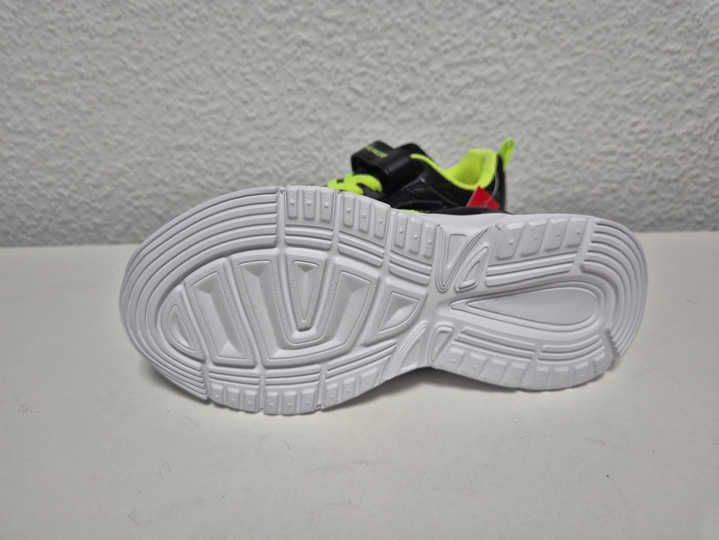 SNEAKERS Sneaker Turnschuhe, schwarz-neongelb, Gr. 32