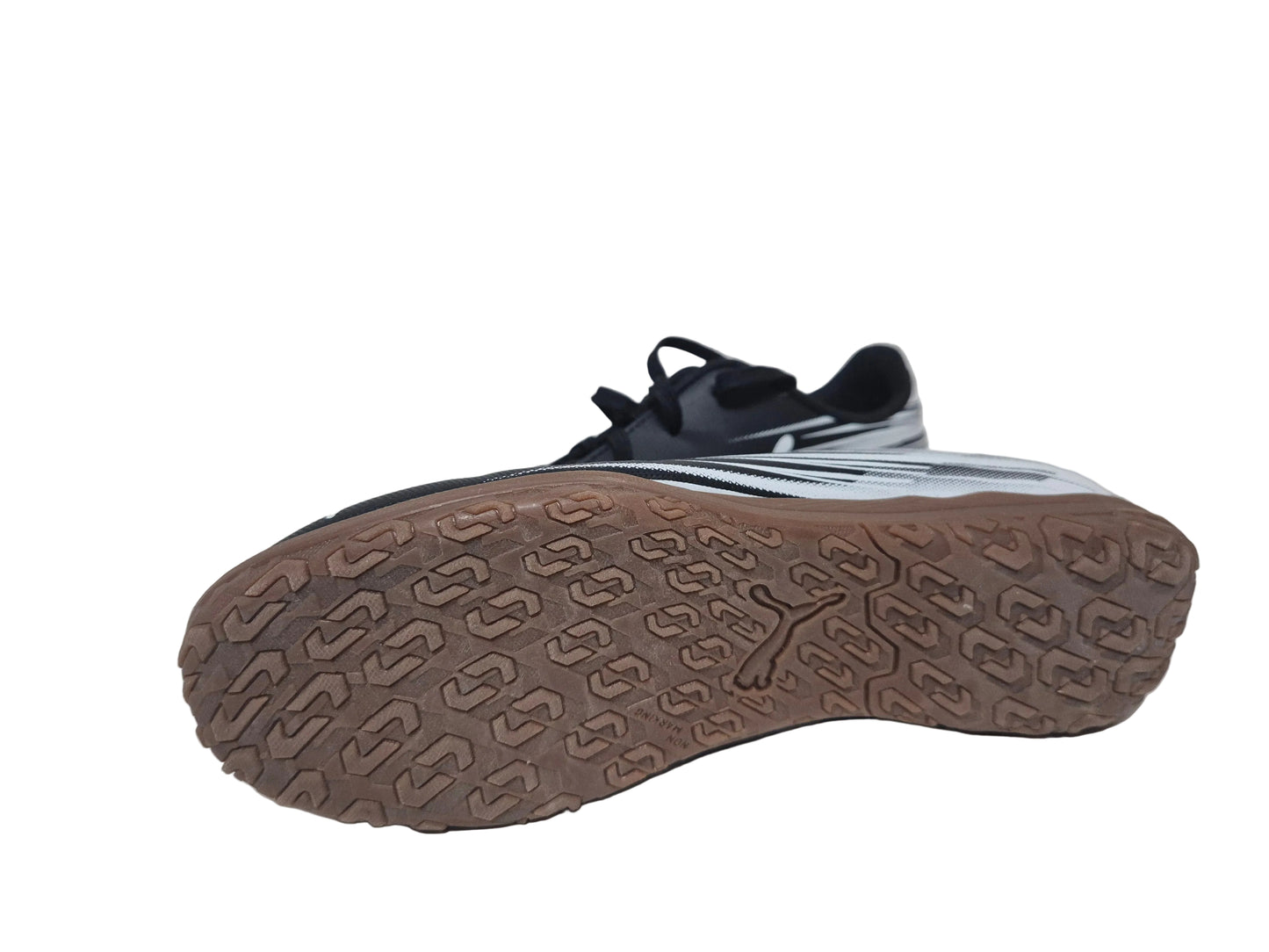 Puma Attacanto IT Fußballschuh Black-Silver Gr. 38