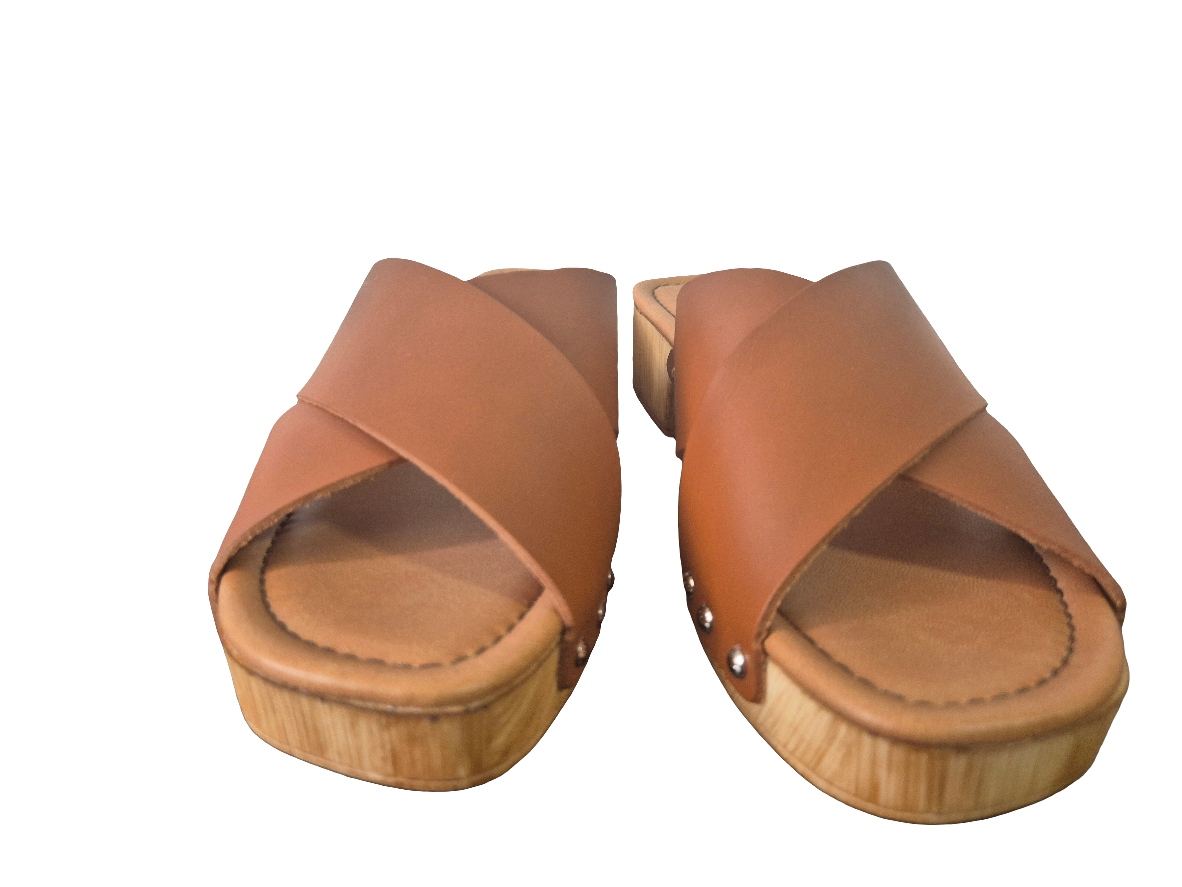 LASCANA Glogs mit Nieten Leder cognac Gr. 38