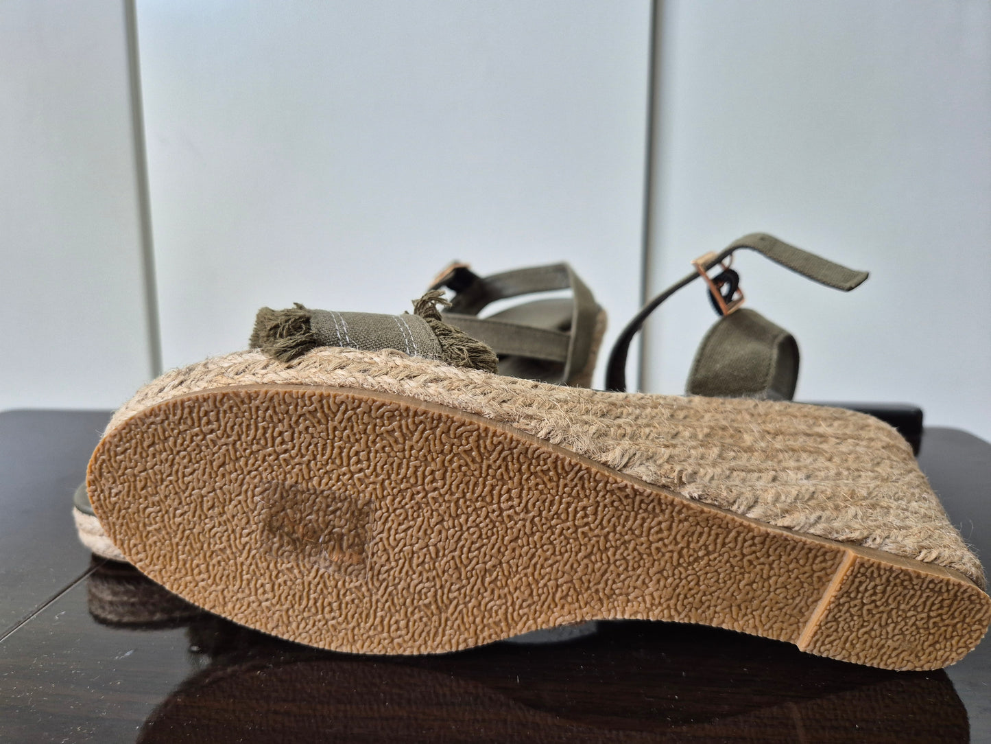 VIVANCE Riemchensandale Keilsandalette oliv Gr. 37