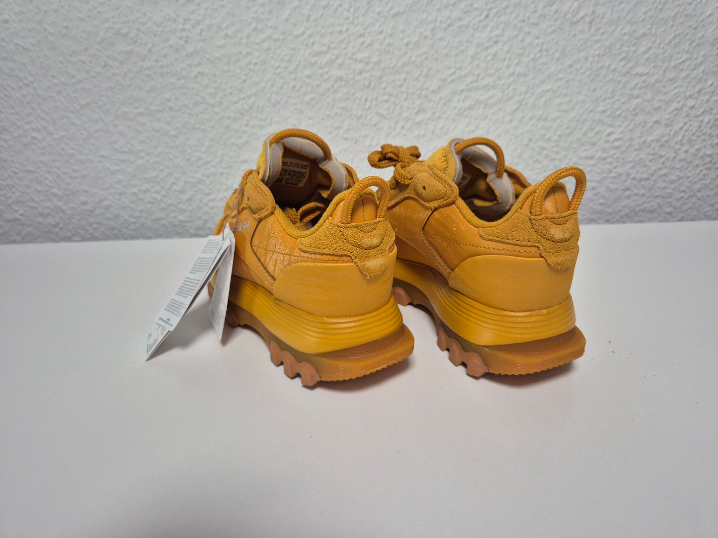 REEBOK Damen Sneaker CL CARDI B, Gelb, Gr. 35,5