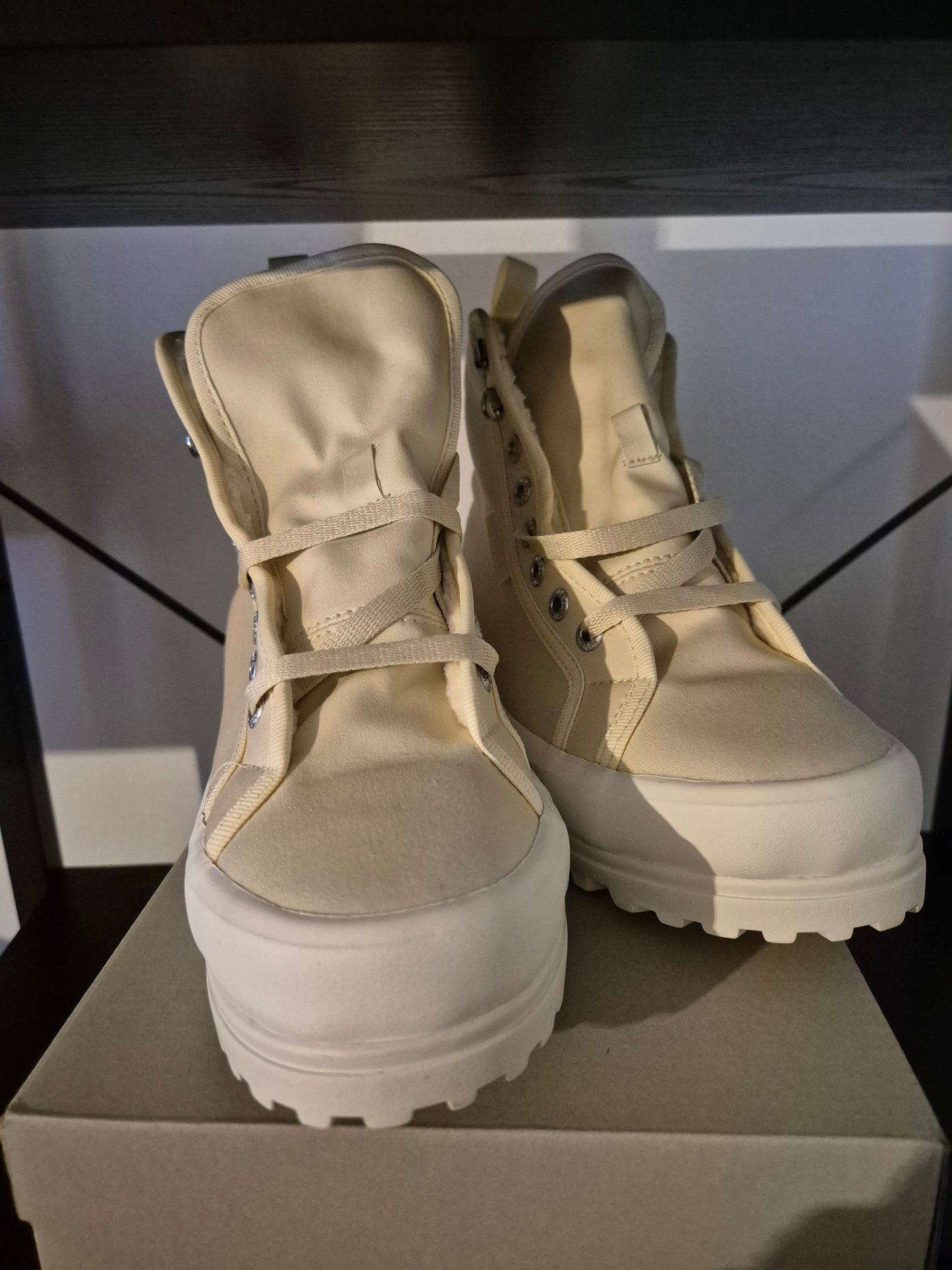 Superga Alpina Trench - sand Gr. 37