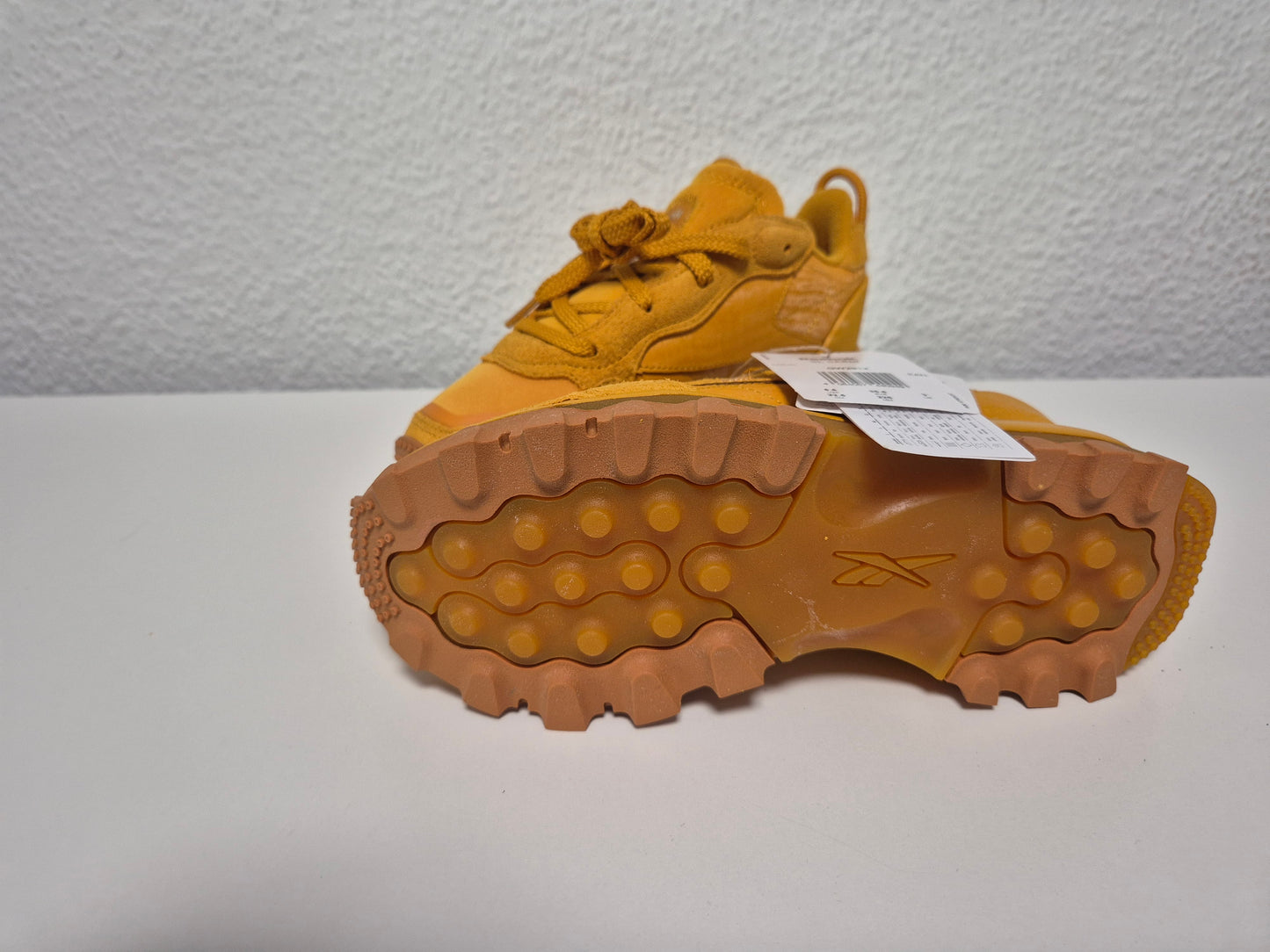 REEBOK Damen Sneaker CL CARDI B, Gelb, Gr. 35,5