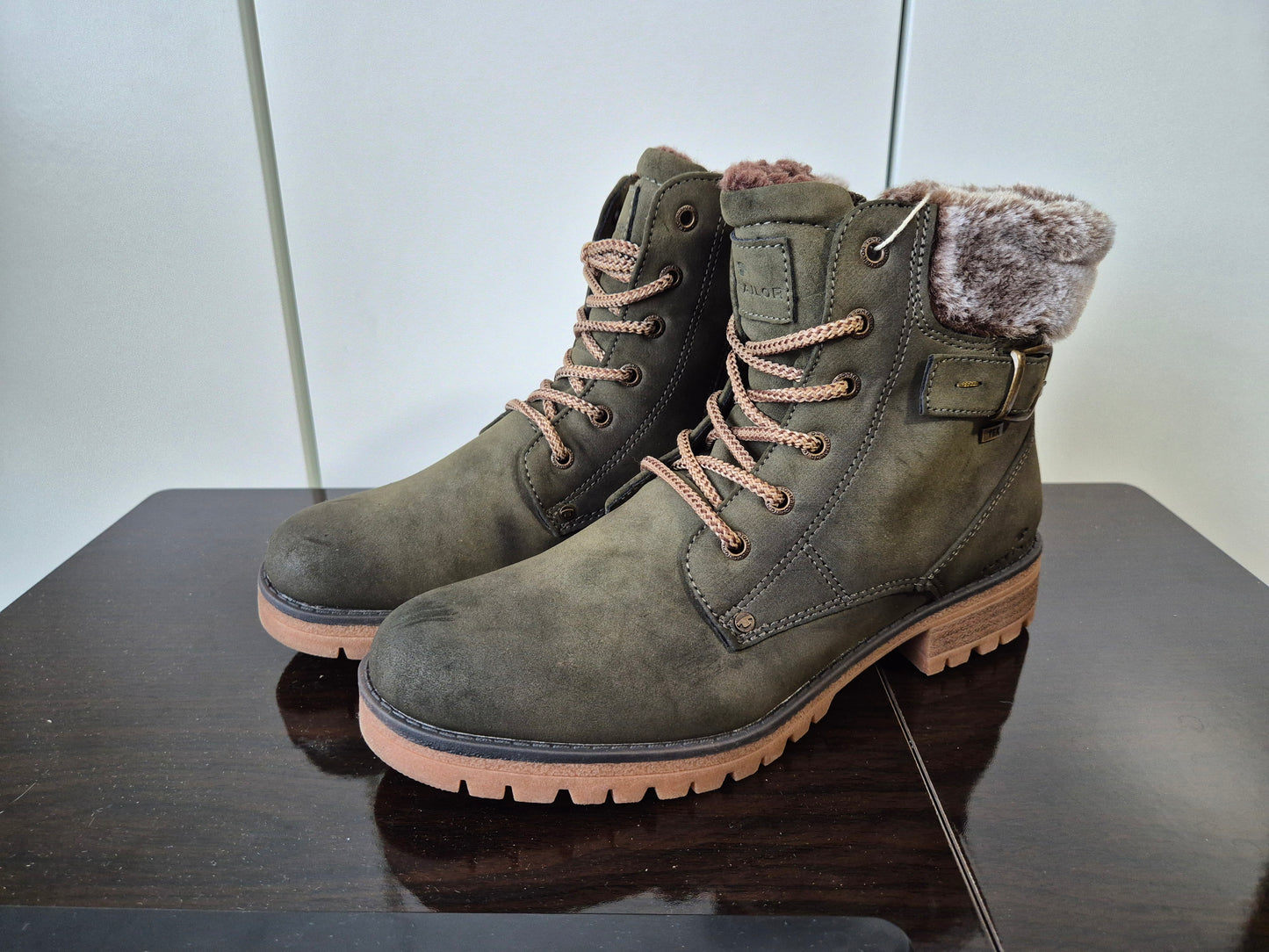 TOM TAILOR Boots mit modischer Zierschnalle khaki Gr. 42