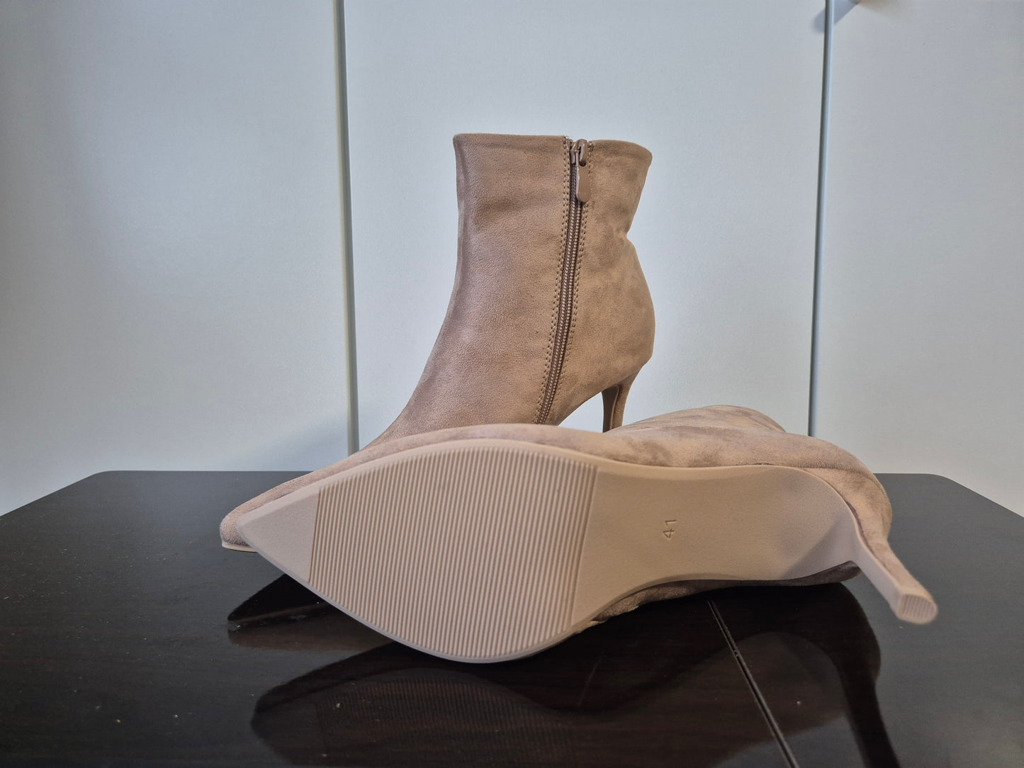 ANISTON SHOES Stiefelette Ankleboots in spitzer Form beige Gr. 41