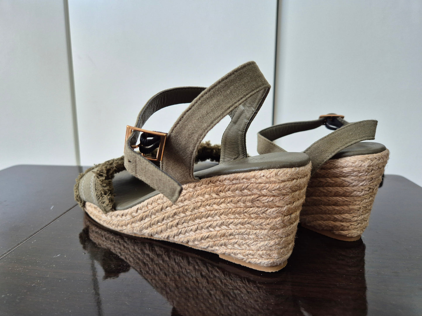 VIVANCE Riemchensandale Keilsandalette oliv Gr. 37