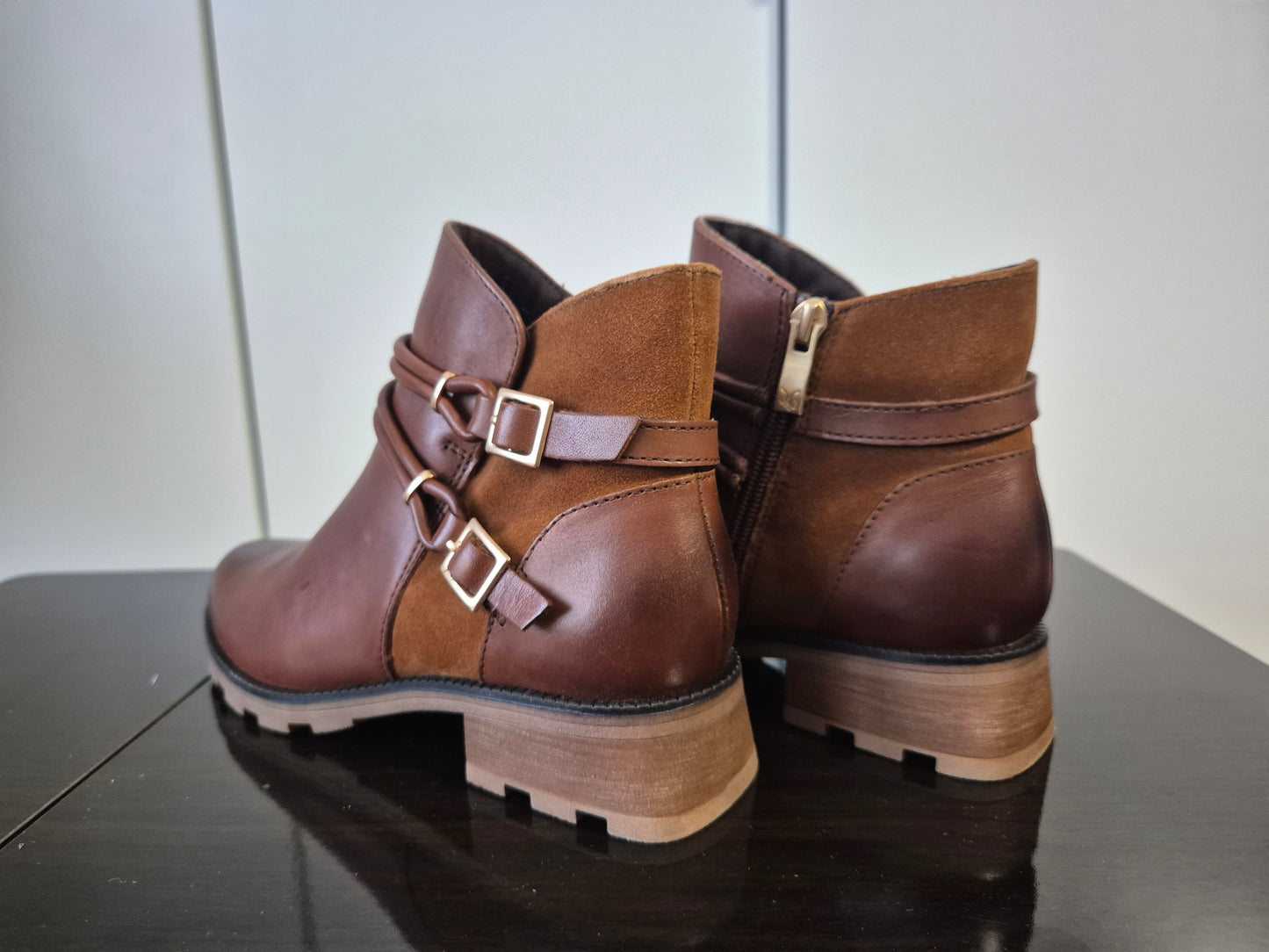 CAPRICE Stiefelette Blockabsatz, Ankleboots, Komfortschuh braun