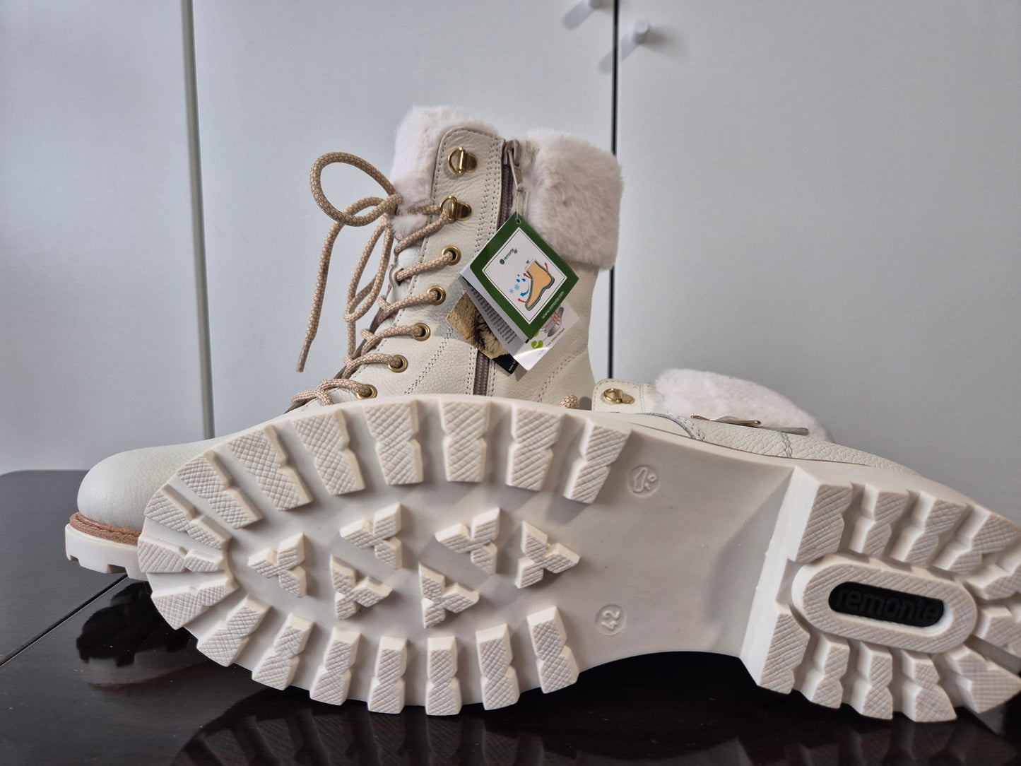 REMONTE Elisabeth Hurley-Collection Winterboots weiß Gr. 42