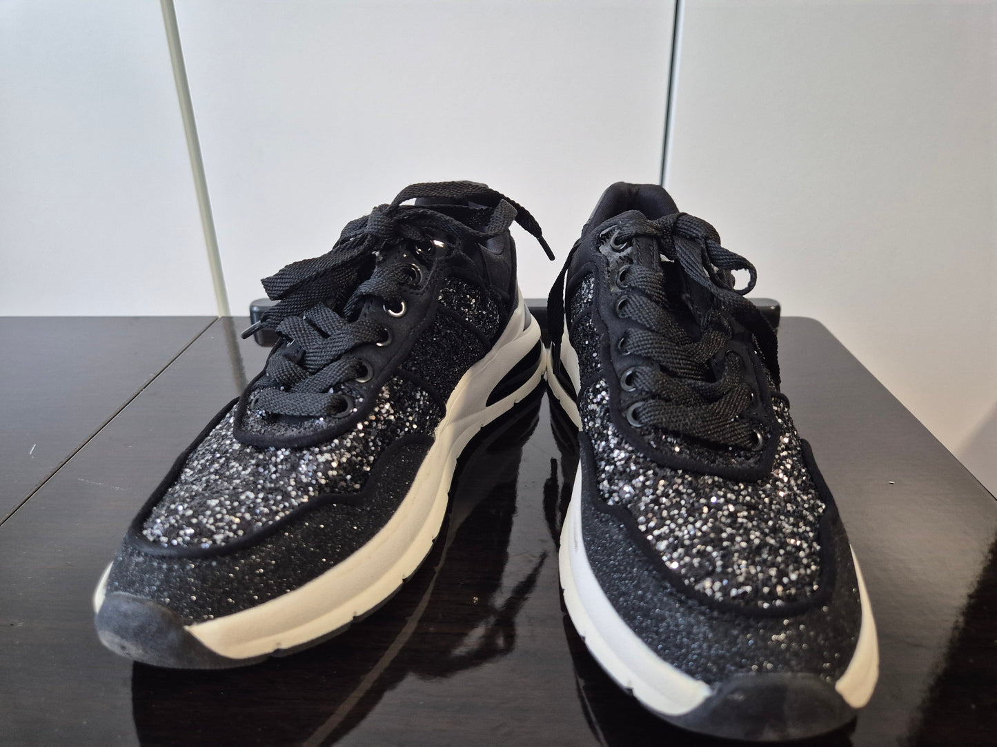 Tamaris Damen Sneaker schwarz glitzer