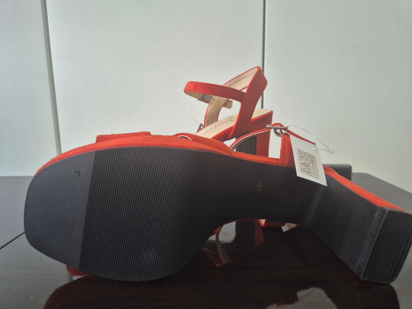 ANISTON SHOES High-Heel-Sandalette Abendsandale, Plateau rot Gr. 39