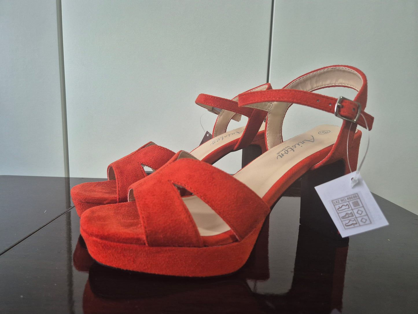 ANISTON SHOES High-Heel-Sandalette Abendsandale, Plateau rot Gr. 39