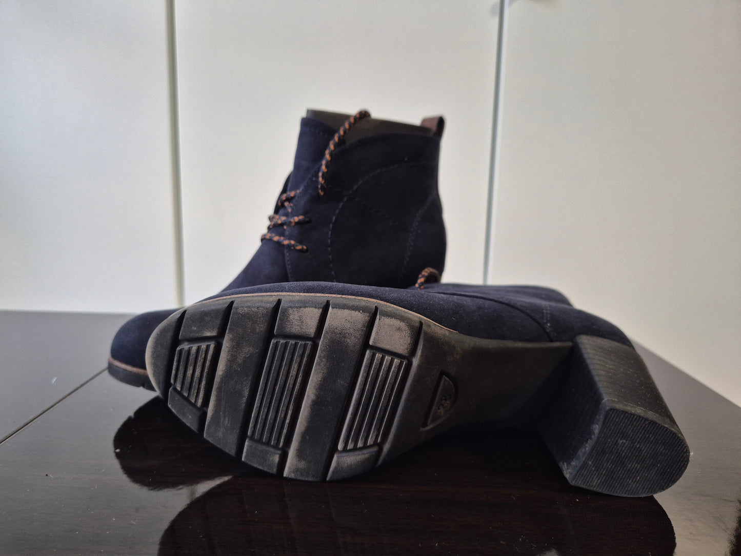 MARCO TOZZI Schnürstiefelette mit Ziernähten blau