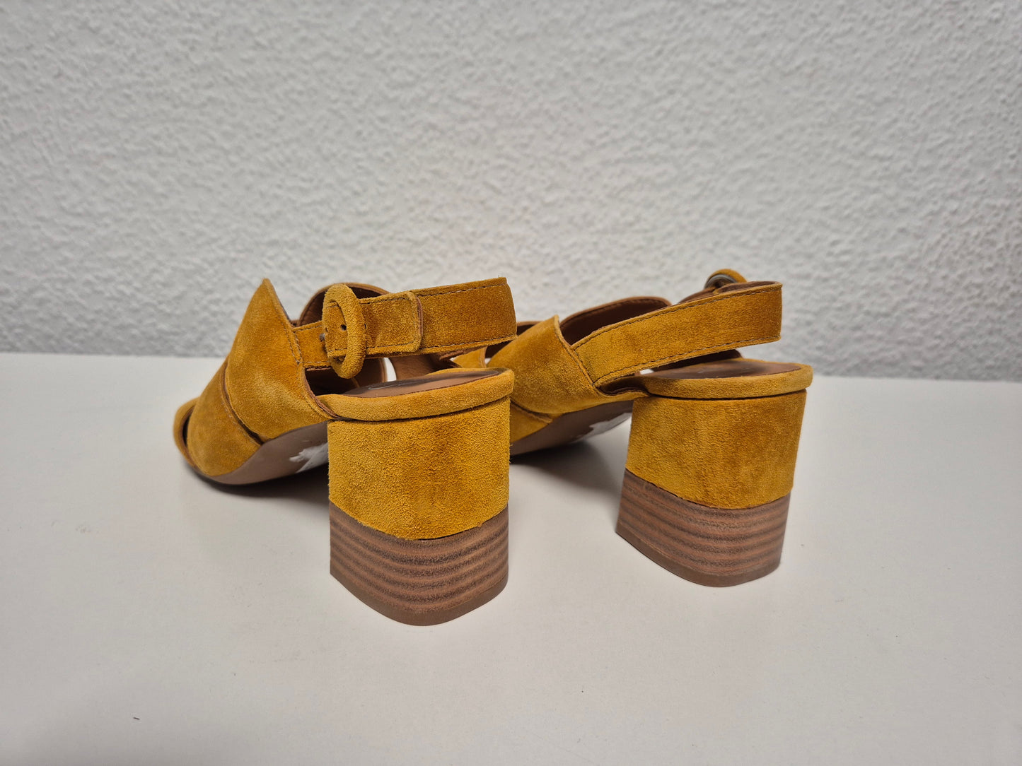 Alpe Damen Sandale, braun-gelb, Gr. 38