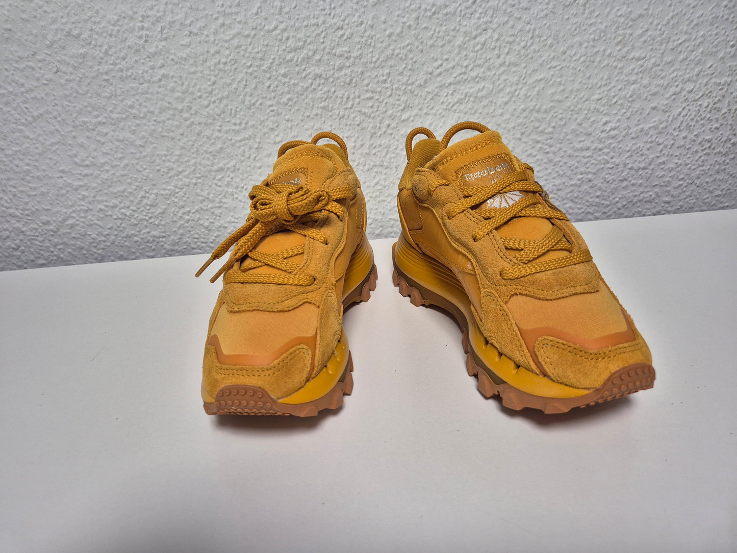 REEBOK Damen Sneaker CL CARDI B, Gelb, Gr. 35,5