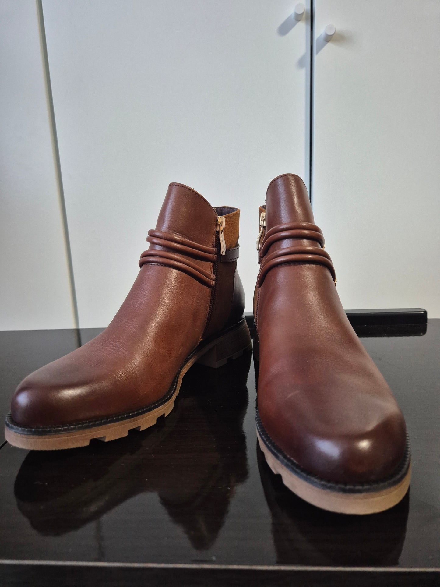 CAPRICE Stiefelette Blockabsatz, Ankleboots, Komfortschuh braun