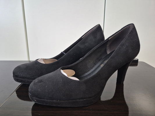 Tamaris Pumps mit bezogenem Trichterabsatz schwarz Gr. 38