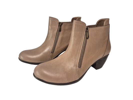 Heine Kurzstiefelette aus Leder, beige, Gr. 38