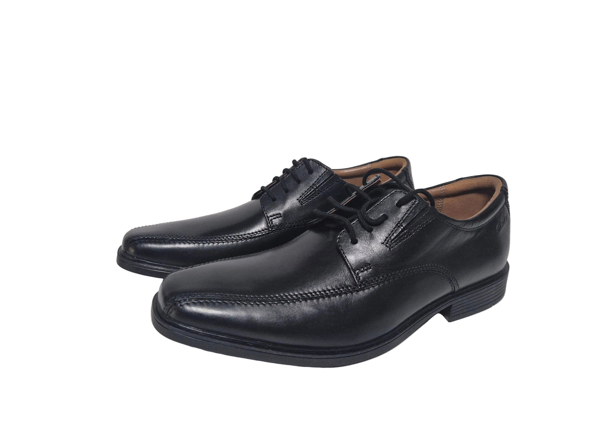 Clarks Business Schuh, schwarz. Gr. 41