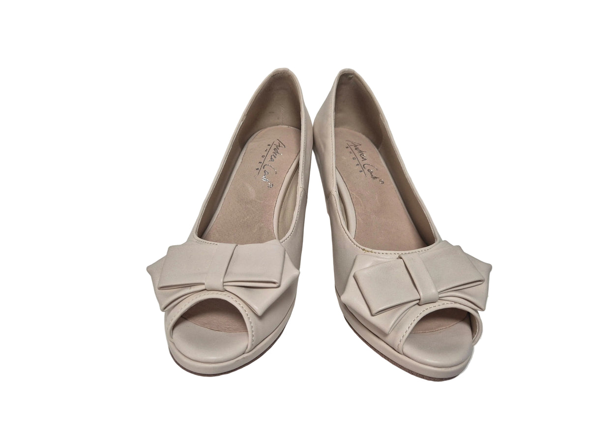 Andrea Conti Peeptoe Pumps, creme, Gr. 36