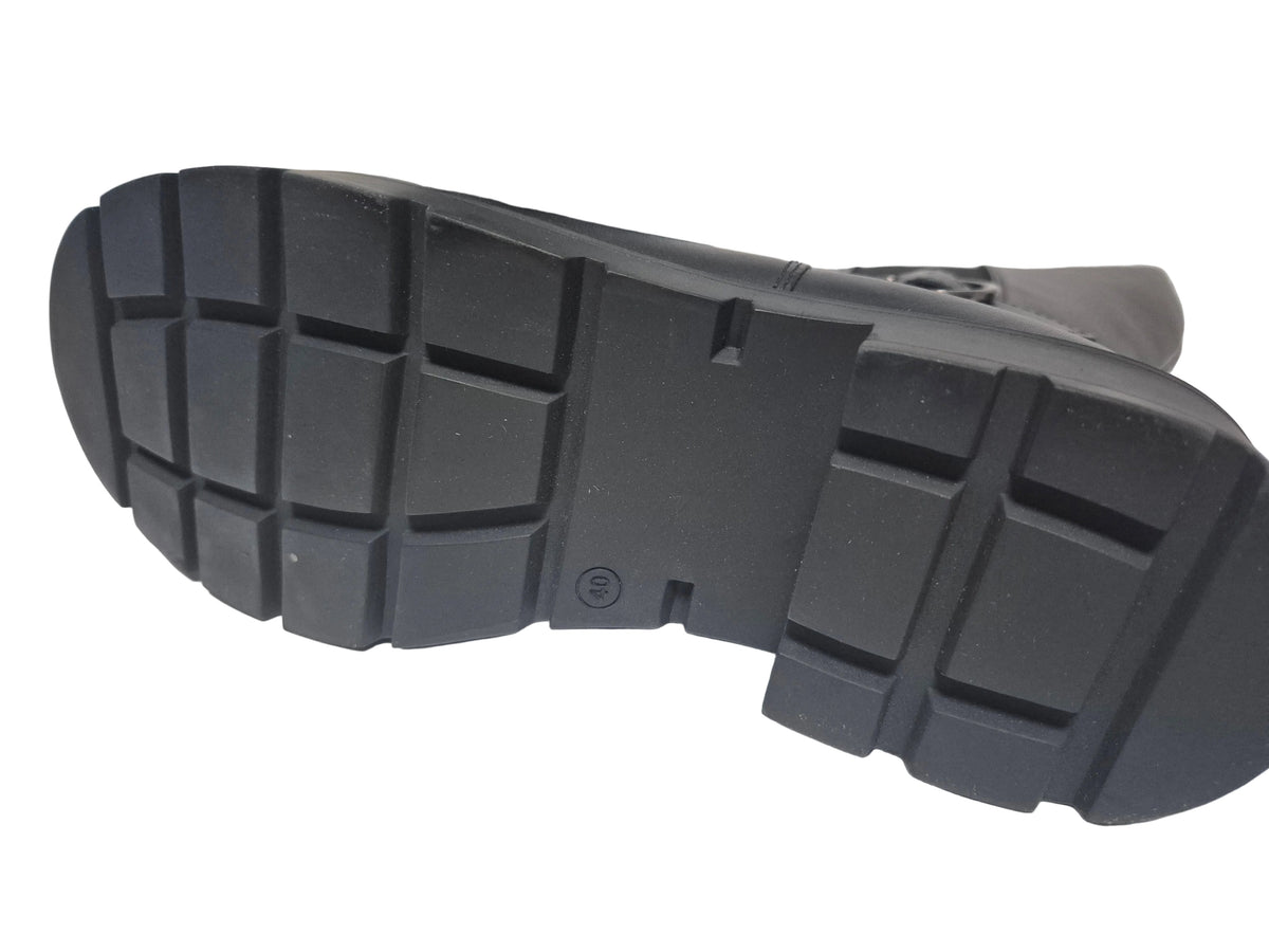sheego Wadenhohe Weitschaftstiefel aus Leder, schwarz, Gr. 40 XXL