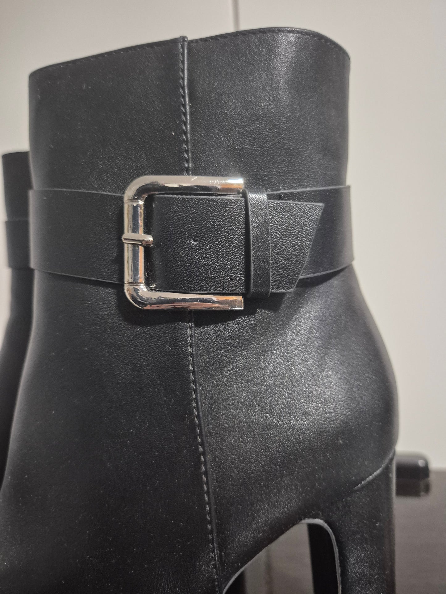 ANISTON SHOES Stiefelette mit Plateau schwarz Gr. 40