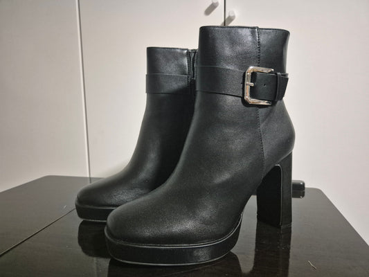 ANISTON SHOES Stiefelette mit Plateau schwarz Gr. 40