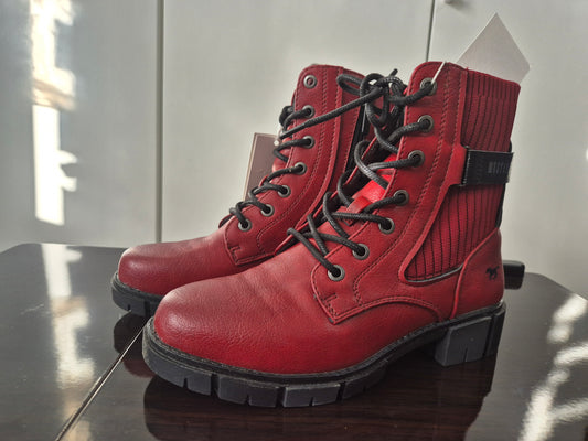 MUSTANG Schnürboots rot