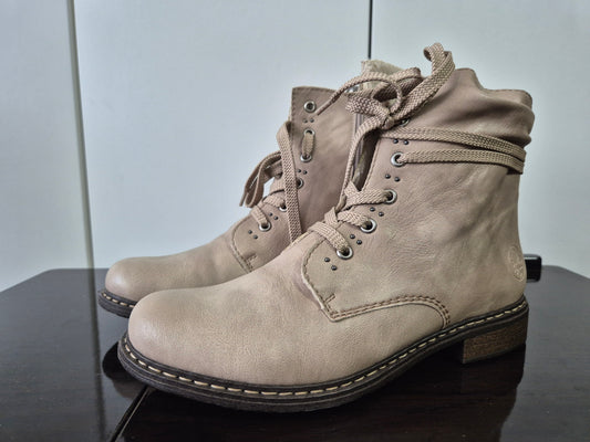 Rieker HWK Stiefel beige Gr. 40