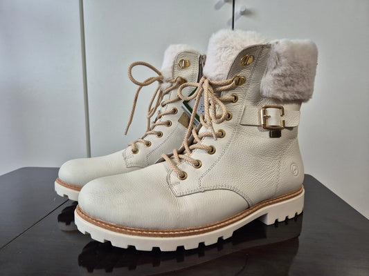 REMONTE Elisabeth Hurley-Collection Winterboots weiß Gr. 42